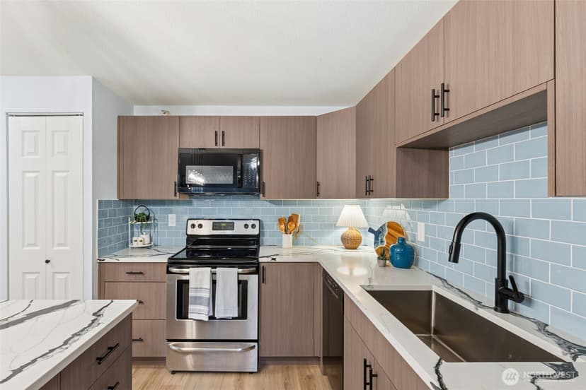 Property photo for 700 Front Street S #B103, Issaquah photo 5