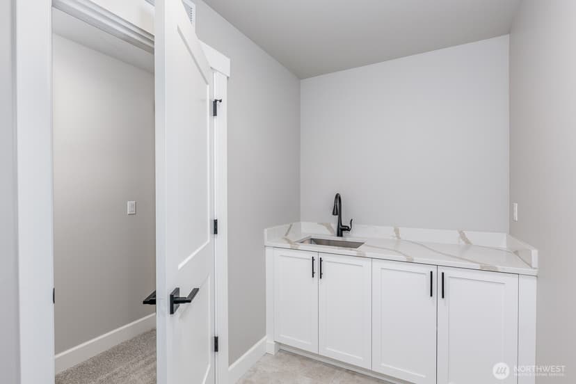 Property photo for 20316 94th Drive NE, Bothell photo 24