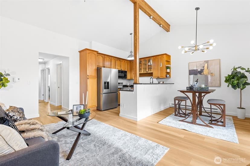 Property photo for 12429 NE 130th Court #G304, Kirkland photo 18