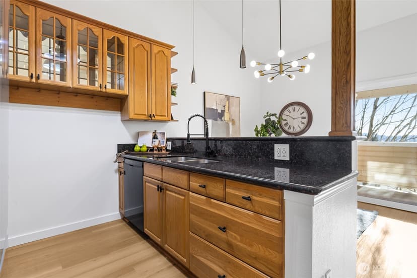 Property photo for 12429 NE 130th Court #G304, Kirkland photo 7