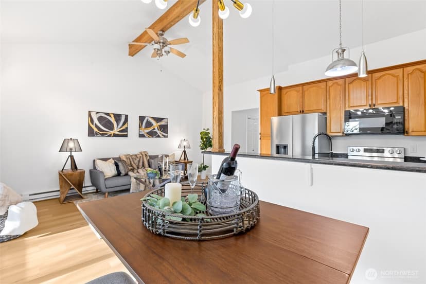 Property photo for 12429 NE 130th Court #G304, Kirkland photo 13