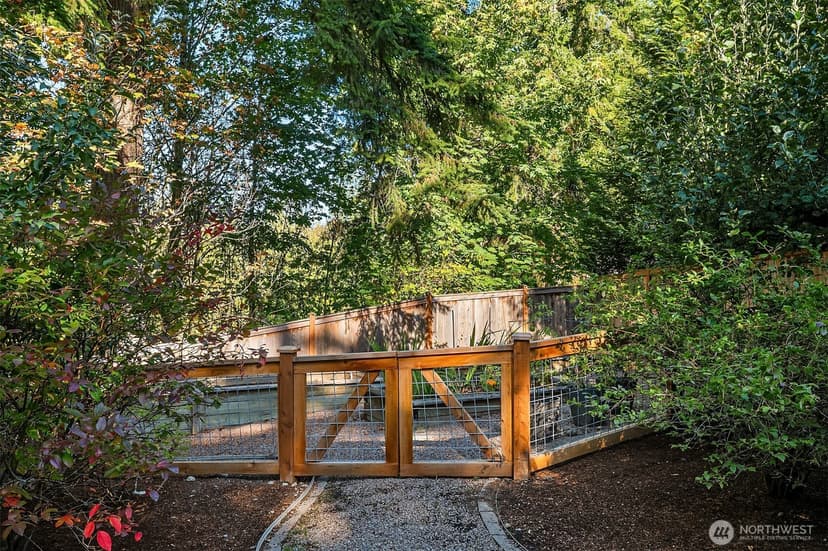 Property photo for 14305 214th Way NE, Woodinville photo 34