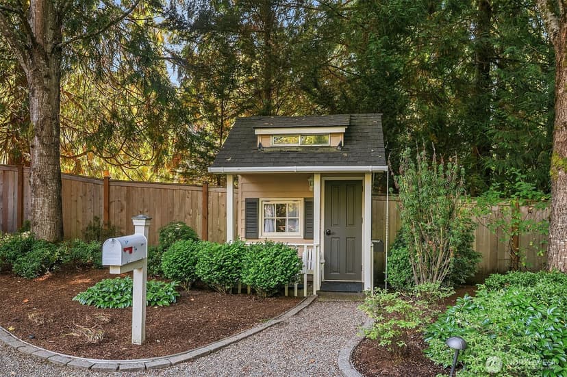 Property photo for 14305 214th Way NE, Woodinville photo 38