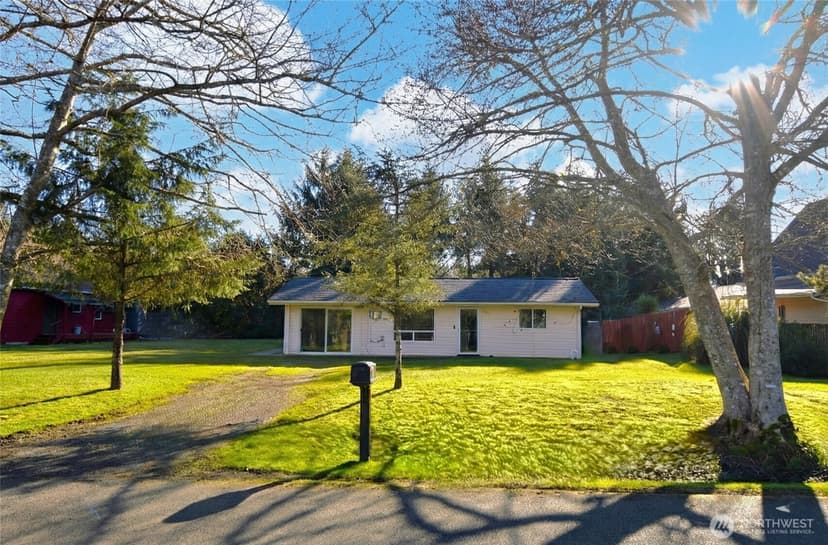 Property photo for 895 Wawona Avenue SW, Ocean Shores photo 9