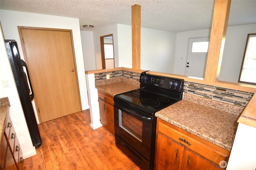 Property photo for 895 Wawona Avenue SW, Ocean Shores photo 18