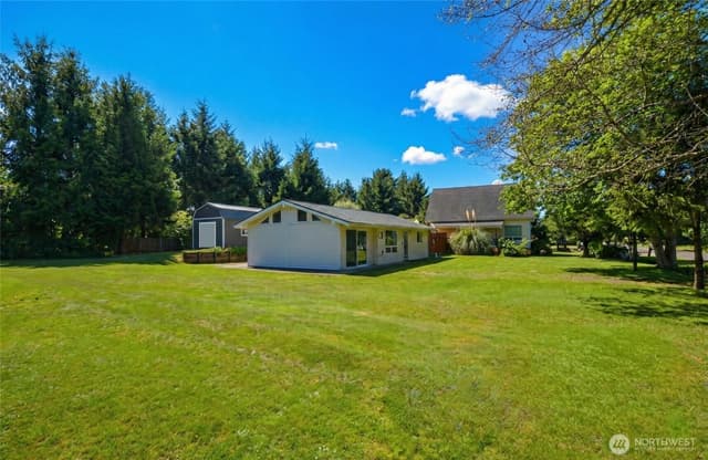 Property photo for 895 Wawona Avenue SW, Ocean Shores