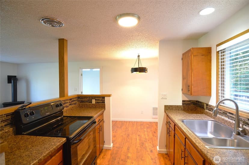 Property photo for 895 Wawona Avenue SW, Ocean Shores photo 23