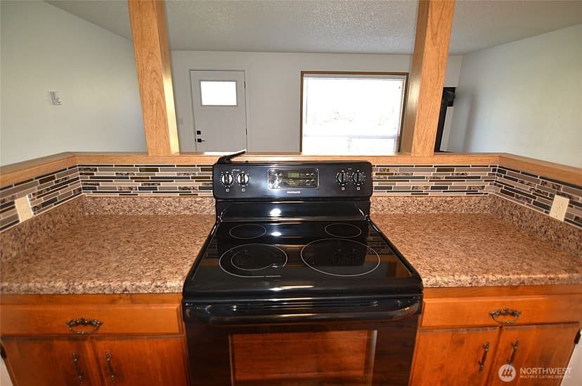 Property photo for 895 Wawona Avenue SW, Ocean Shores photo 19