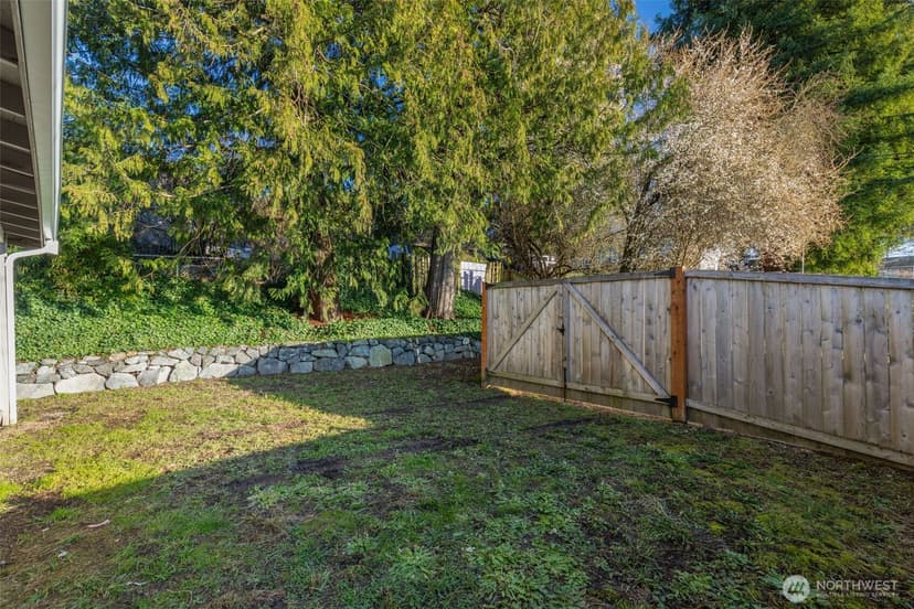 Property photo for 2034 E Harrison Street, Tacoma photo 36