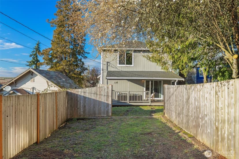 Property photo for 2034 E Harrison Street, Tacoma photo 37