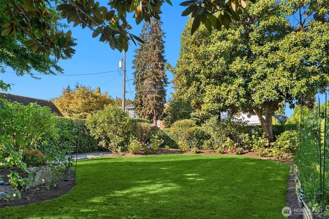 Property photo for 632 35th Avenue, Seattle photo 5