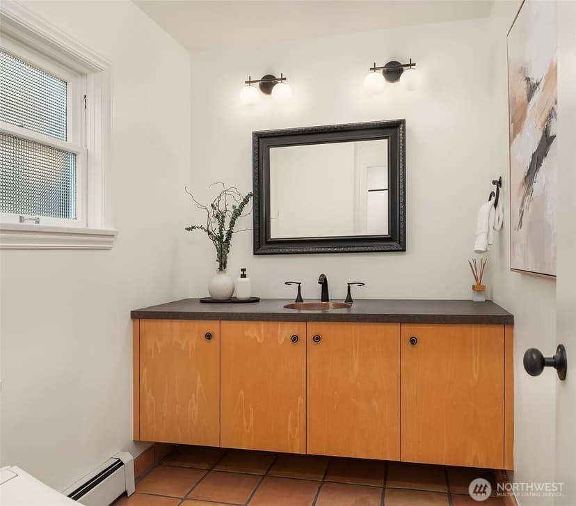 Property photo for 632 35th Avenue, Seattle photo 19