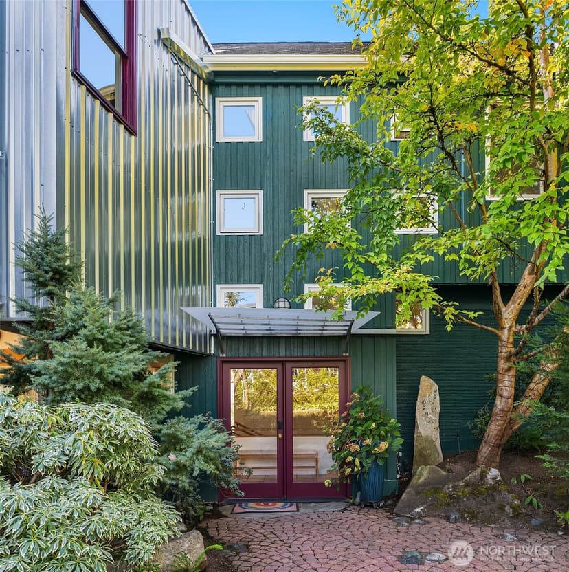 Property photo for 632 35th Avenue, Seattle photo 7