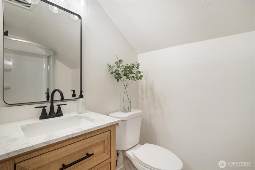 Property photo for 828 Hoyt Avenue, Everett photo 15