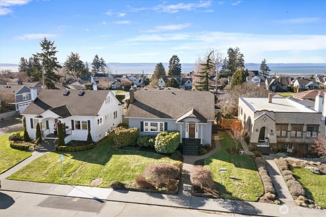 Property photo for 828 Hoyt Avenue, Everett photo 2