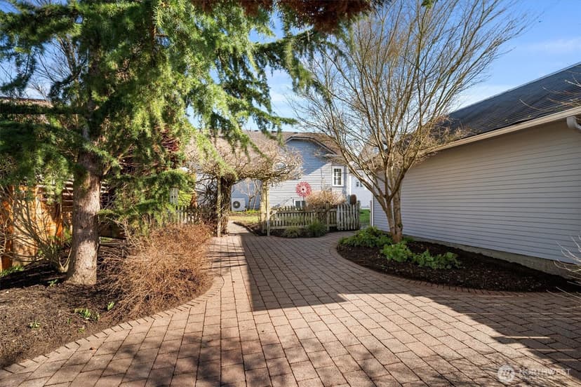 Property photo for 828 Hoyt Avenue, Everett photo 5