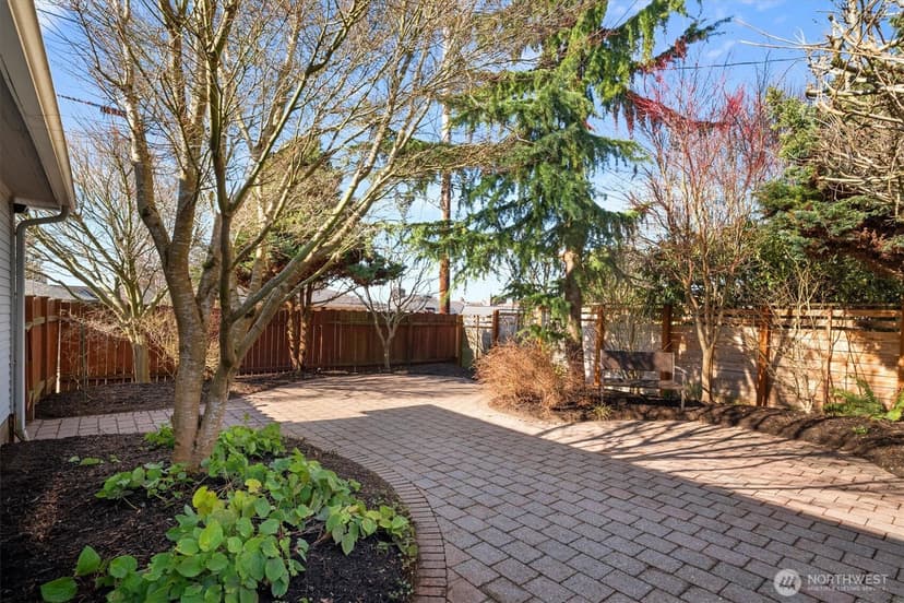Property photo for 828 Hoyt Avenue, Everett photo 4