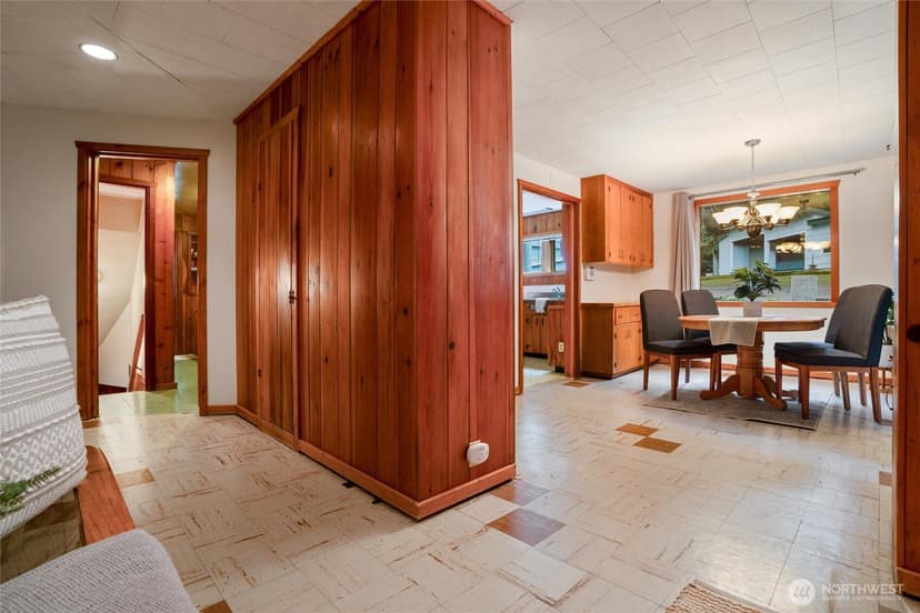 Property photo for 3649 Long Lake Road SE, Port Orchard photo 5