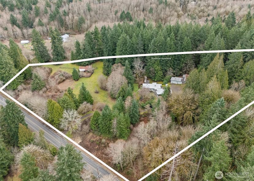 Property photo for 3649 Long Lake Road SE, Port Orchard photo 2