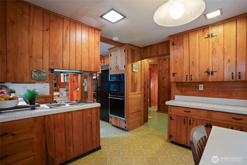 Property photo for 3649 Long Lake Road SE, Port Orchard photo 14