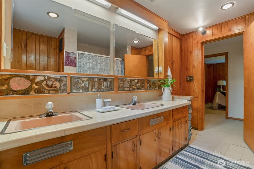 Property photo for 3649 Long Lake Road SE, Port Orchard photo 19