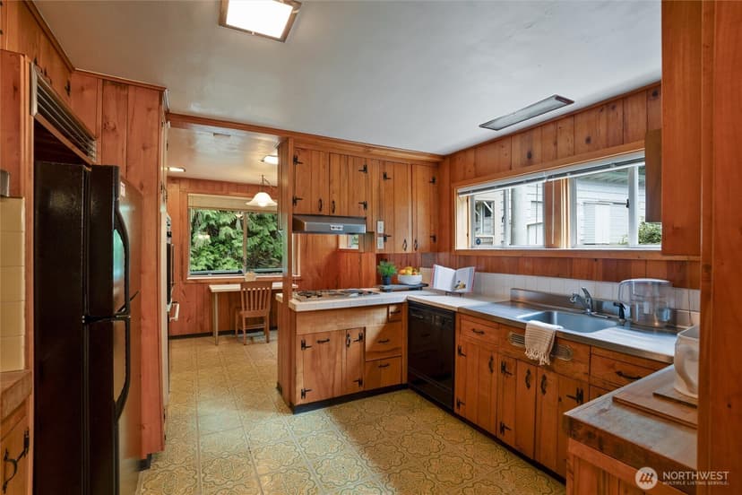 Property photo for 3649 Long Lake Road SE, Port Orchard photo 10