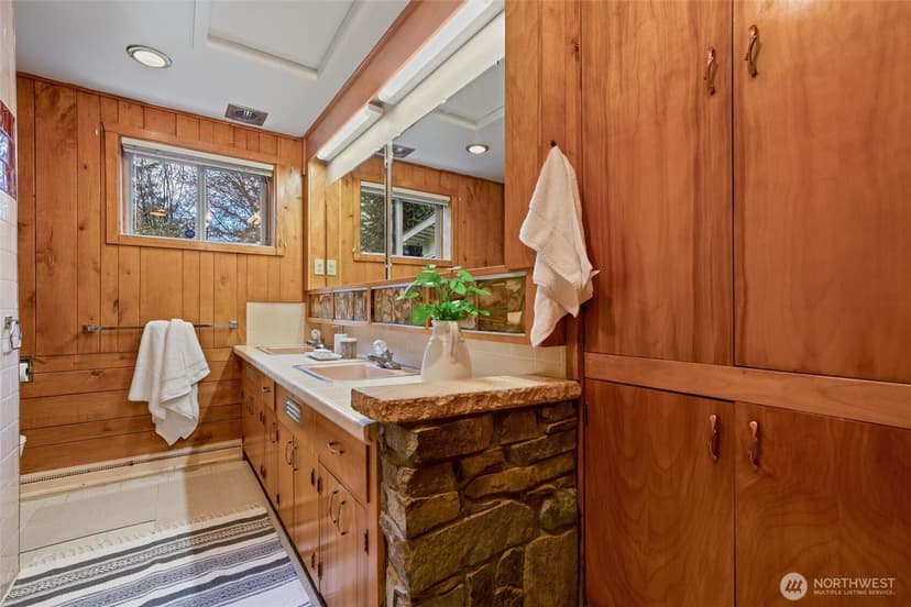 Property photo for 3649 Long Lake Road SE, Port Orchard photo 18