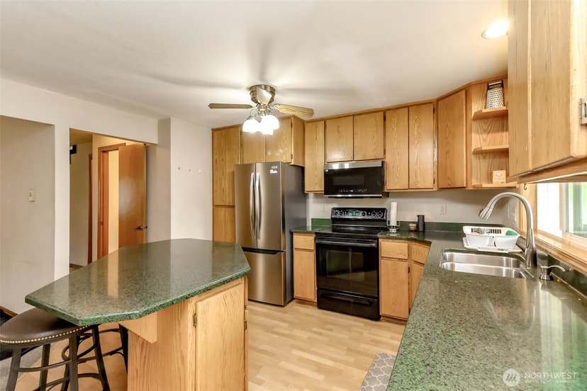 Property photo for 32612 3rd Place S #18C, Federal Way photo 16