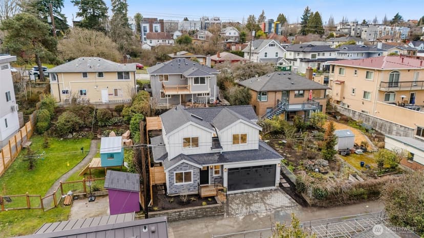 Property photo for 2330 17th Avenue S, Seattle photo 28
