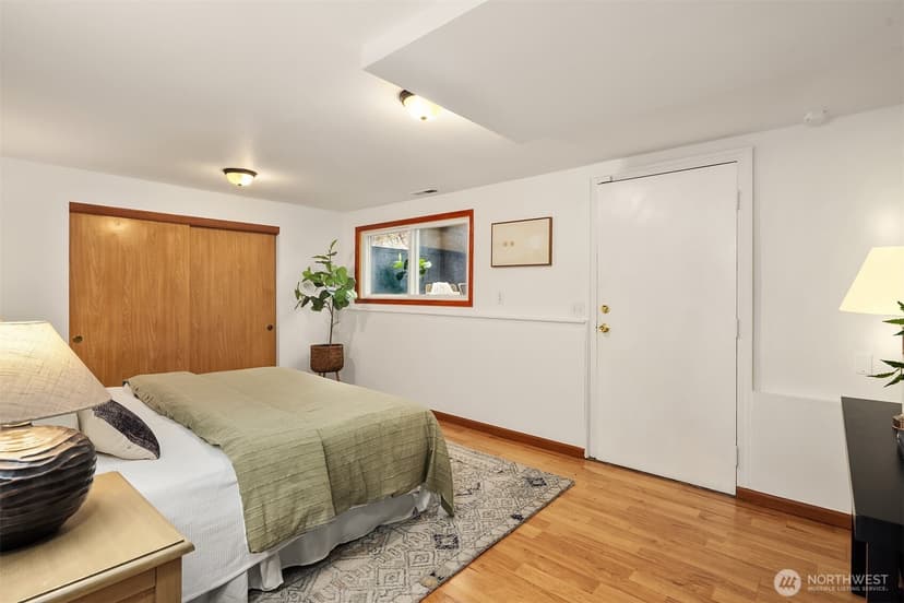 Property photo for 1002 S 194th Street, SeaTac photo 33