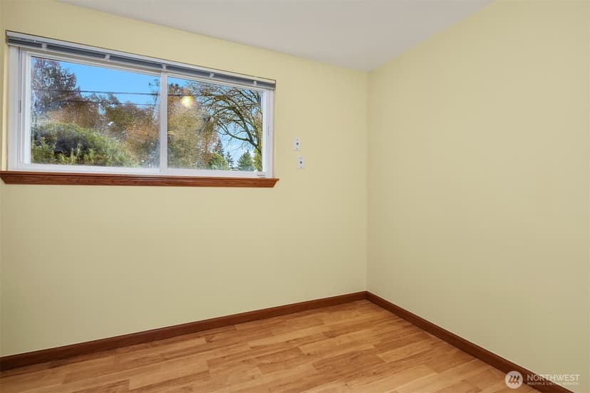 Property photo for 1002 S 194th Street, SeaTac photo 31