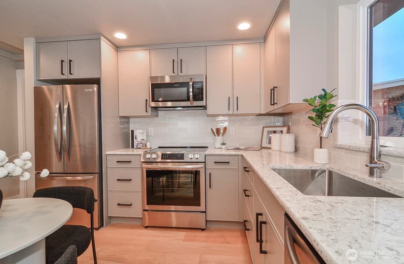 Property photo for 4319 SW 102nd Street, Seattle photo 19