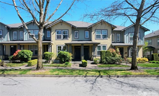 Property photo for 7732 Fairway Avenue SE #203, Snoqualmie