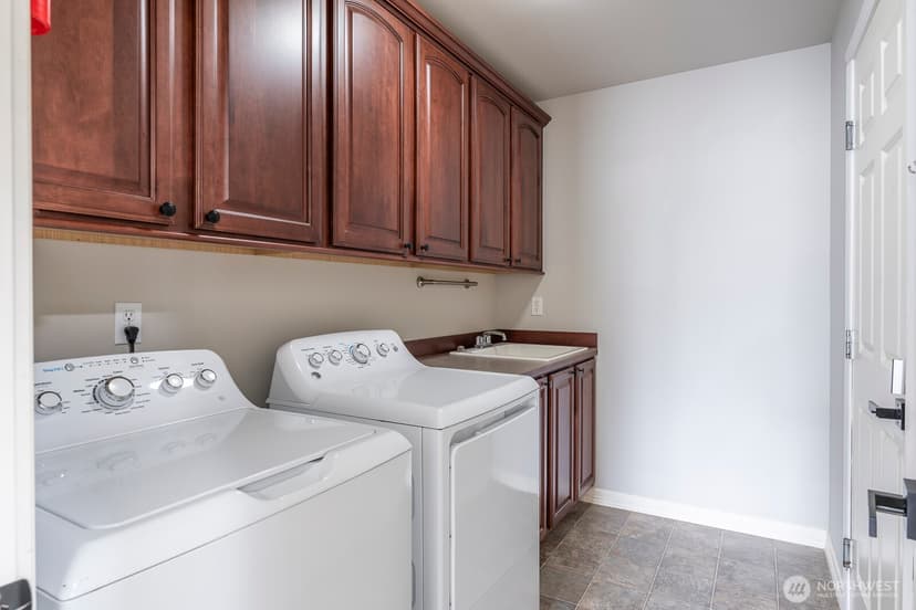 Property photo for 2914 18th Street SW, Puyallup photo 21
