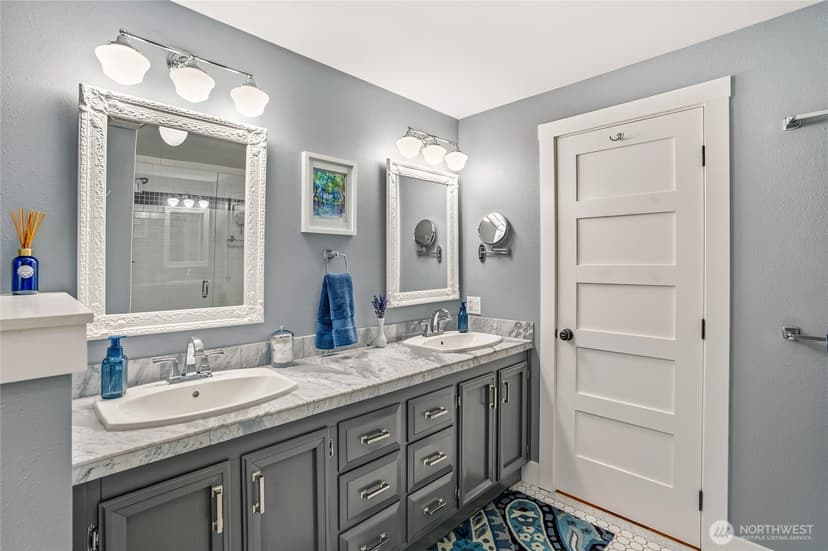 Property photo for 18903 127th Place SE, Renton photo 18