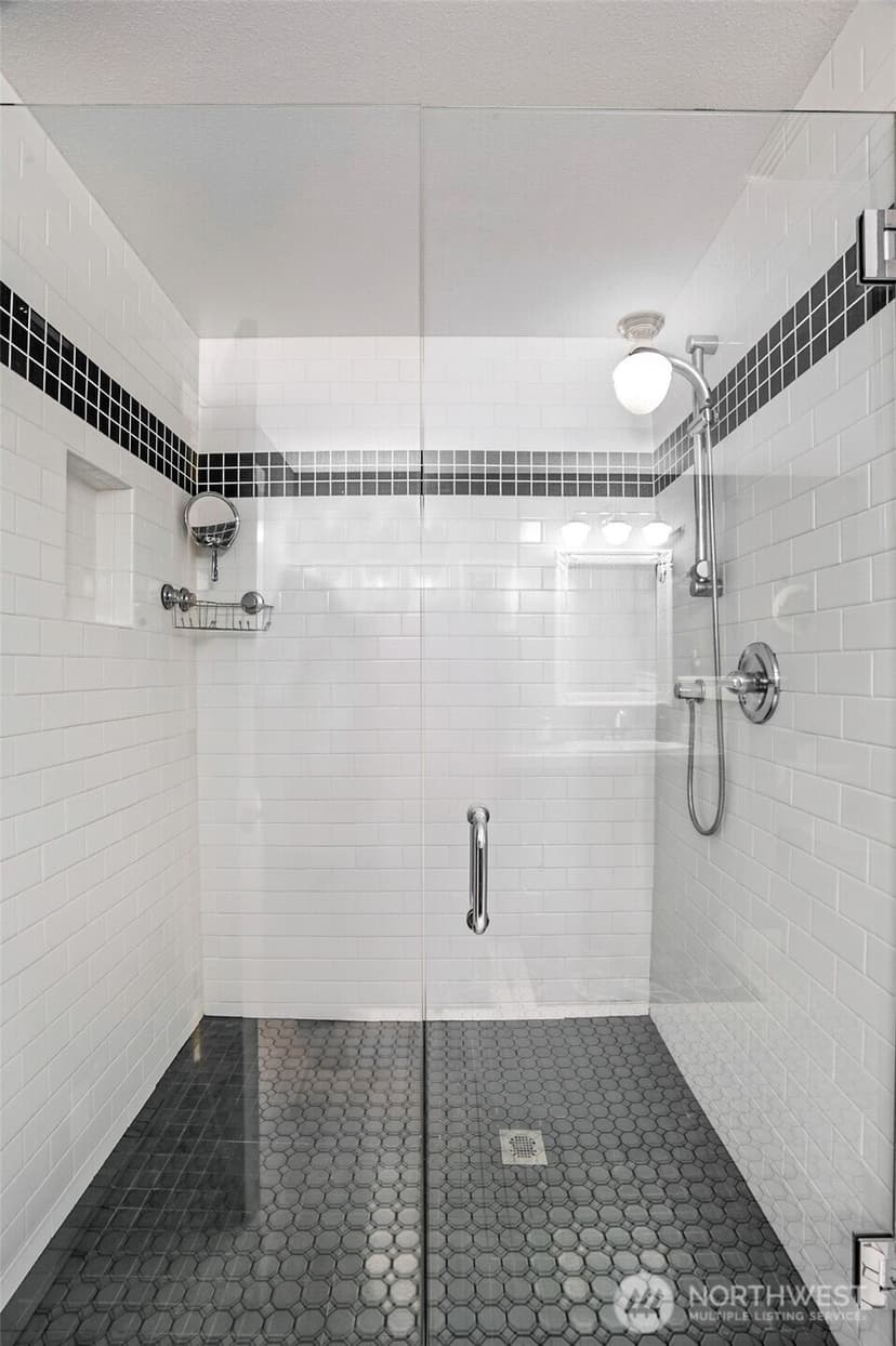 Property photo for 18903 127th Place SE, Renton photo 20