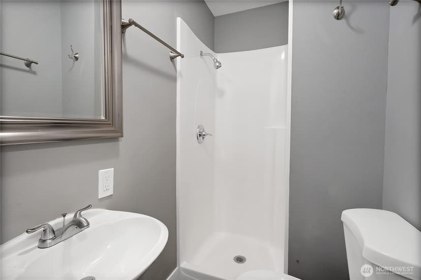 Property photo for 711 Le Lou Wa Place NE, Tacoma photo 19
