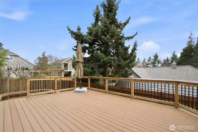 Property photo for 612 128th Avenue NE, Bellevue photo 35