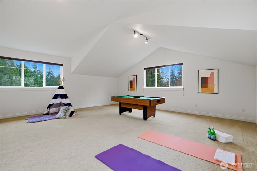 Property photo for 612 128th Avenue NE, Bellevue photo 32