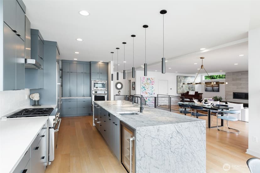 Property photo for 7734 Seward Park Avenue S, Seattle photo 16