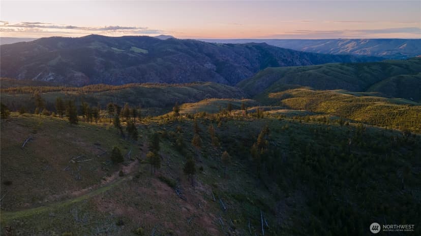 Property photo for 4 USFS 5350, Chelan photo 2