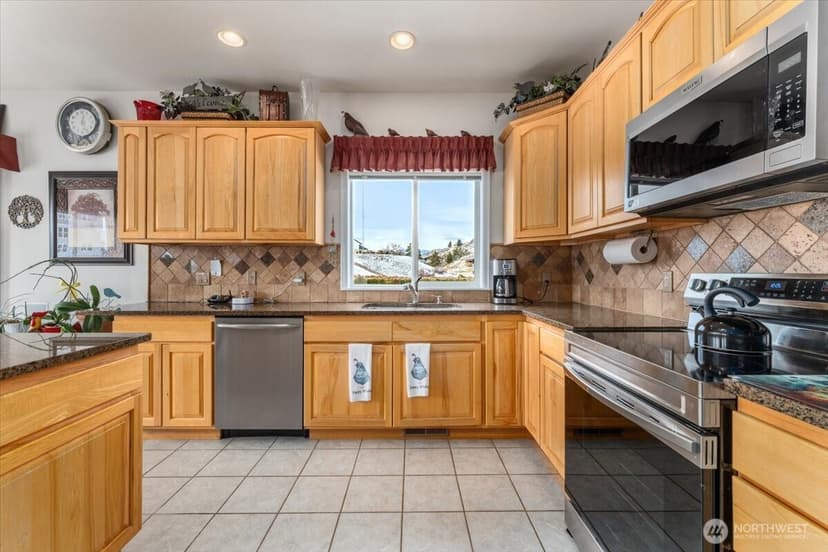 Property photo for 214 Stehekin Way, Chelan photo 19