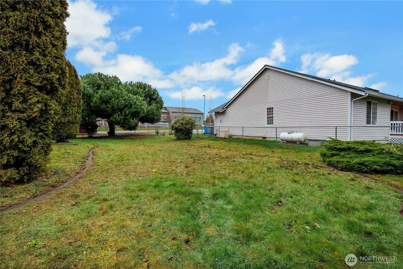 Property photo for 1226 113th Street S, Tacoma photo 2