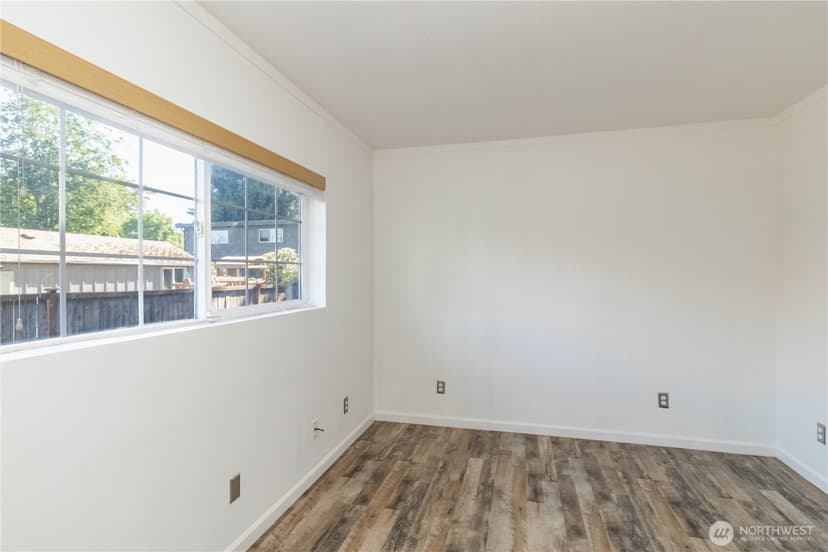 Property photo for 622 2nd Avenue S, Kent photo 19
