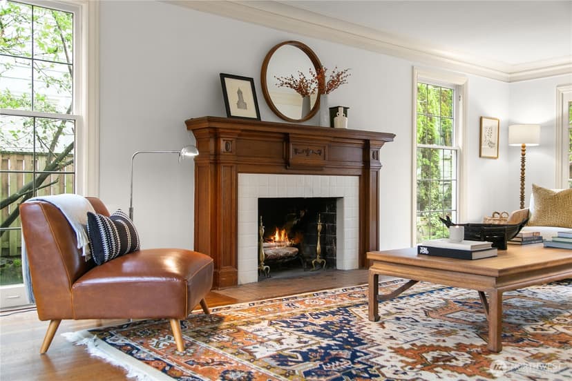 Property photo for 625 34th Avenue E, Seattle photo 6