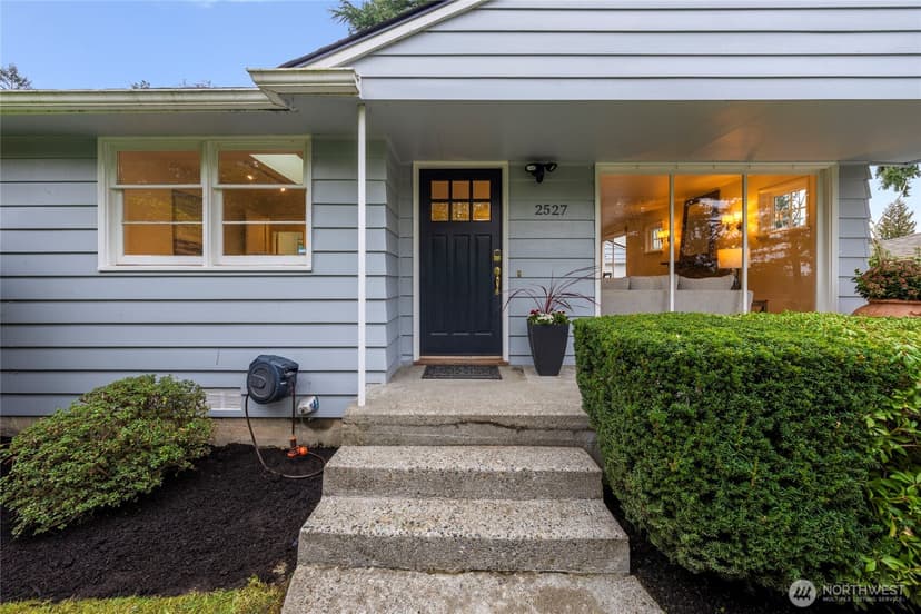 Property photo for 2527 72nd Avenue SE, Mercer Island photo 28