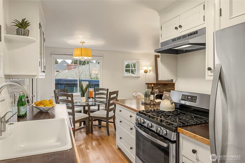 Property photo for 2527 72nd Avenue SE, Mercer Island photo 13