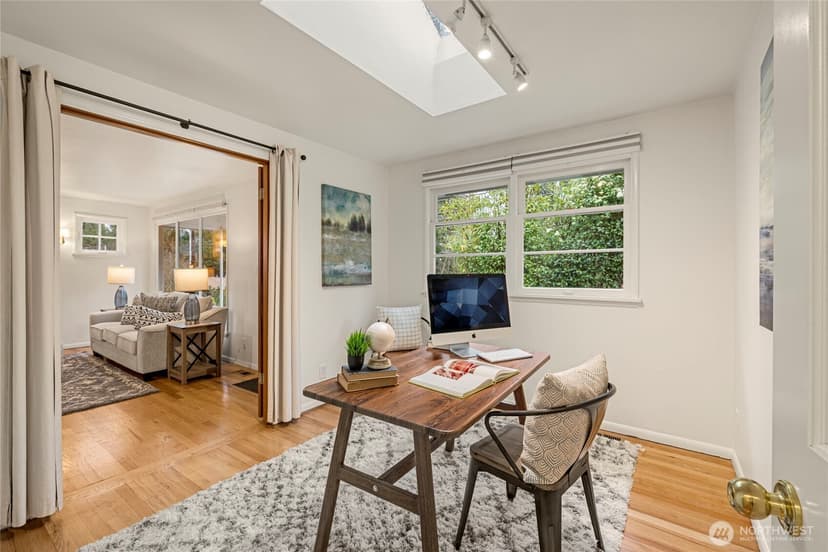 Property photo for 2527 72nd Avenue SE, Mercer Island photo 15