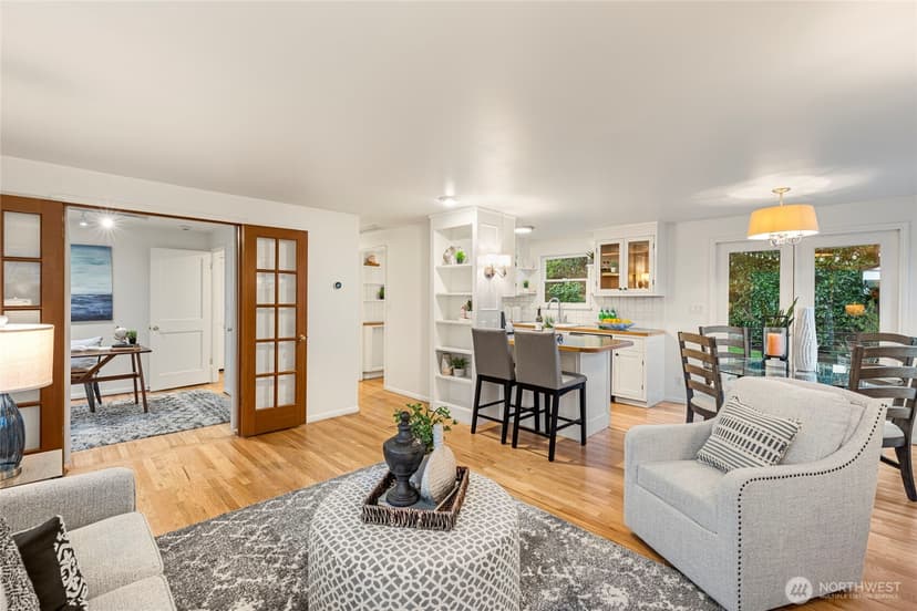 Property photo for 2527 72nd Avenue SE, Mercer Island photo 6