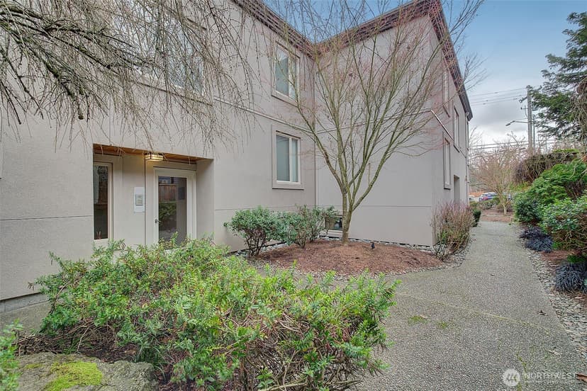 Property photo for 8503 Bowdoin Way #203, Edmonds photo 19